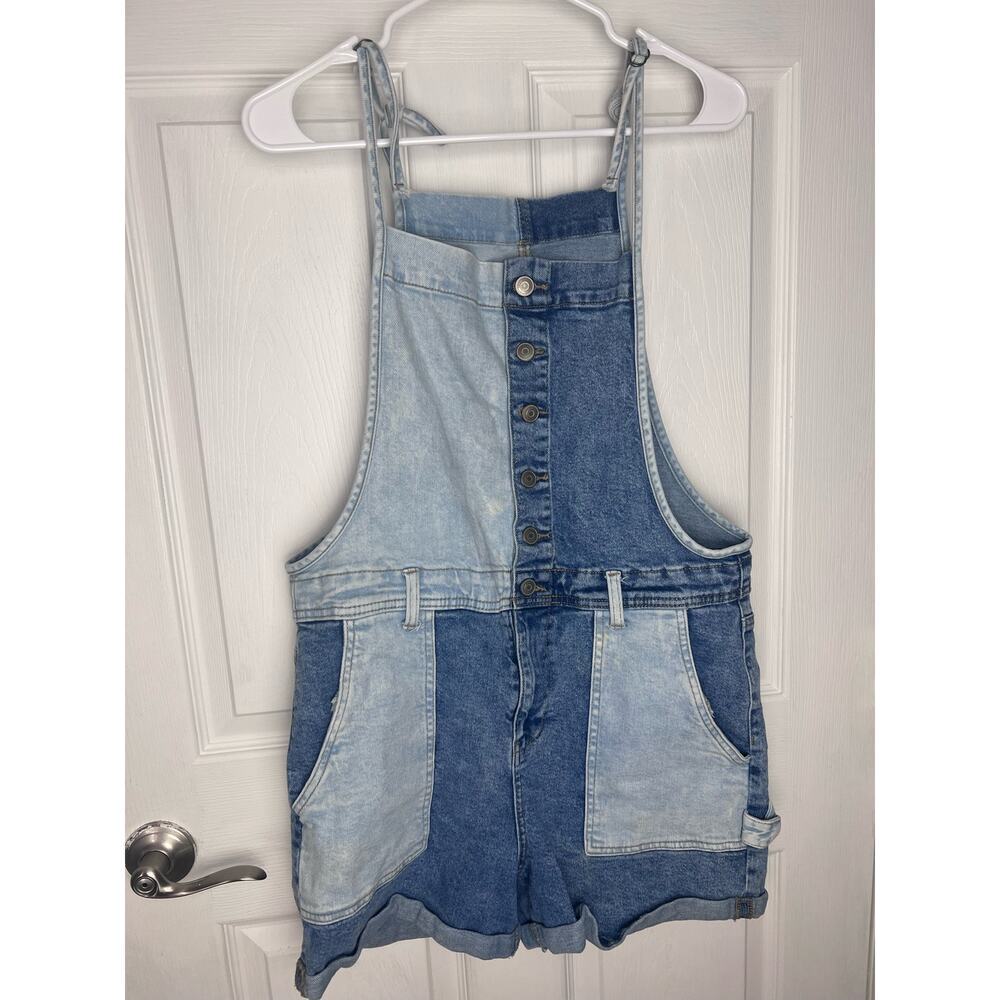 Celebrity Pink Juniors' Shortall Light Blue Size Large (11-13) Denim Patchwork
